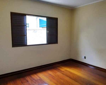 CASA RESIDENCIAL em Poços de Caldas - MG, Santa Angela