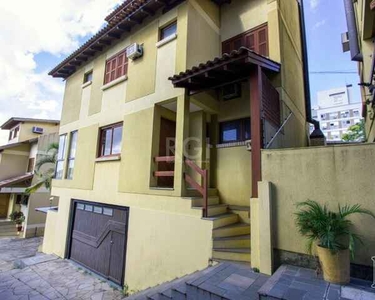 ![CDATA[Casa Condominio para Venda - 209.94m², 3 dormitórios, sendo 1 suites, Tristeza]]