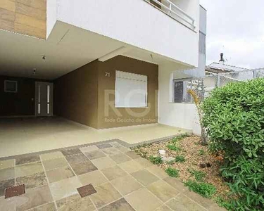 ![CDATA[Casa para Venda - 150m², 4 dormitórios, sendo 2 suites, 2 vagas - Lagos De Nova I