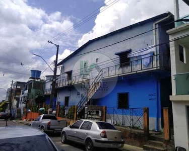 Prédio com 24 apartamentos, bairro Compensa, Manaus-AM