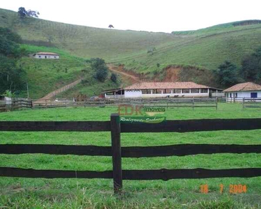 Sítio com 3 dormitórios à venda, 12000 m² por R$ 756.000 - Zona Rural - Guaratinguetá/SP
