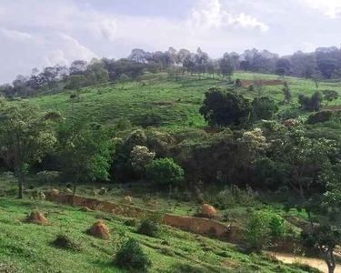 Sítio em Itaguara, 90.000m2, água corrente, nascente, casa e pasto formado