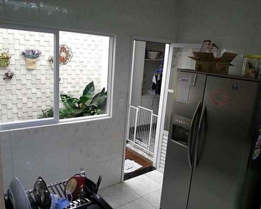 Sobrado com 3 dormitórios à venda, 145 m² por R$ 680.000,00 - Jardim Aeroporto - São Paulo