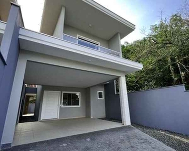 Sobrado com 3 dormitórios à venda, 167 m² por R$ 790.000 - América - Joinville/SC