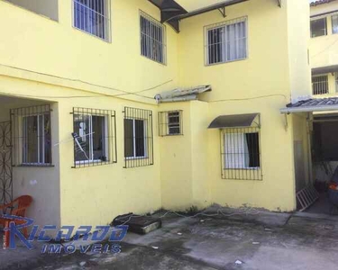 Sobrado com 6 apartamentos de 2 quartos - Casa Á Venda - Barra do Jucu Vila Velha-ES
