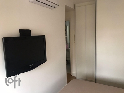 Apartamento à venda em Aclimação com 80 m², 2 quartos, 1 suíte, 2 vagas