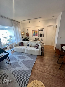 Apartamento à venda em Campo Belo com 83 m², 2 quartos, 1 suíte, 1 vaga