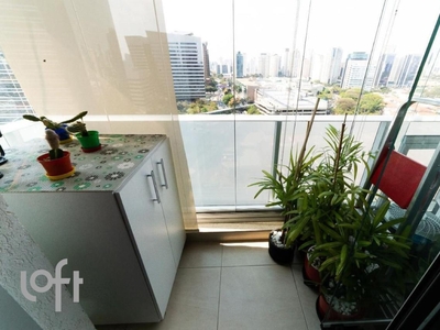 Apartamento à venda em Santo Amaro com 33 m², 1 quarto, 1 suíte, 1 vaga