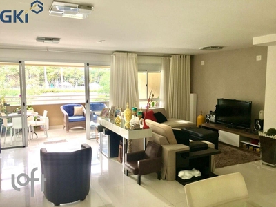 Apartamento à venda em Vila Andrade com 143 m², 3 quartos, 3 suítes, 2 vagas