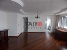 Apartamento à venda por R$ 2.750.000