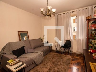 APARTAMENTO no 3º andar com 2 dormitórios