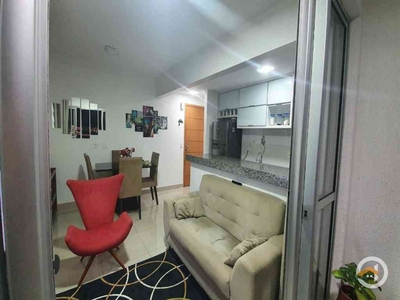 Apartamento com 2 quartos à venda no bairro Ilda, 58m²