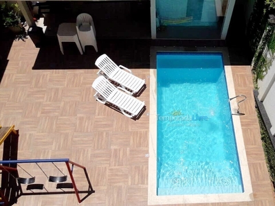 Casa c/ piscina, salao de jogos - Praia Castanheiras Centro Guarapari
