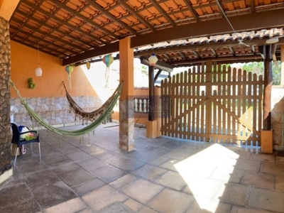 Casa com 3 quartos à venda no jardim grandesp, itanhaém , 181 m2 por r$ 300.000