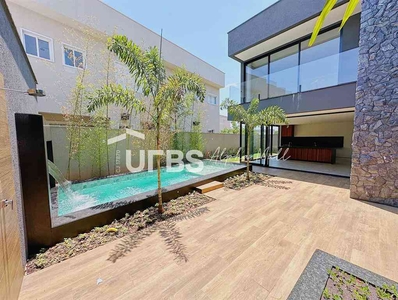 Casa com 5 quartos à venda no bairro Residencial Goiânia Golfe Clube, 483m²