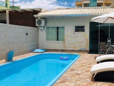 Casa com piscina para locação de temporada em Bombinhas-SC (LC1004)