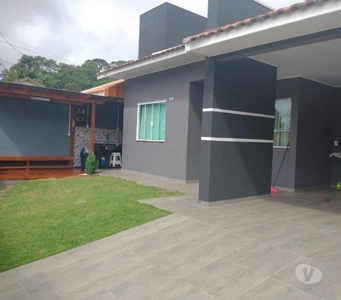 Vendo residencia com 3 quartos,bairro próximo do centro