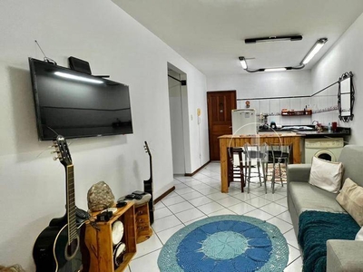 Apartamento em Abraão, Florianópolis/SC de 59m² 2 quartos à venda por R$ 279.000,00