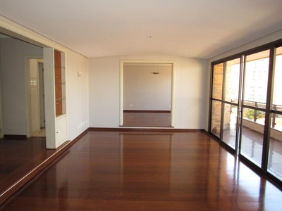Apartamento em Centro, Piracicaba/SP de 270m² 3 quartos à venda por R$ 949.000,00 ou para locação R$ 1.000,00/mes