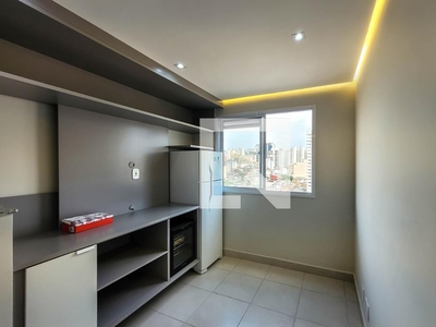 APARTAMENTO no 15º andar com 1 dormitório