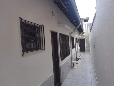 Casa em Boqueirão, Praia Grande/SP de 94m² 2 quartos à venda por R$ 414.000,00