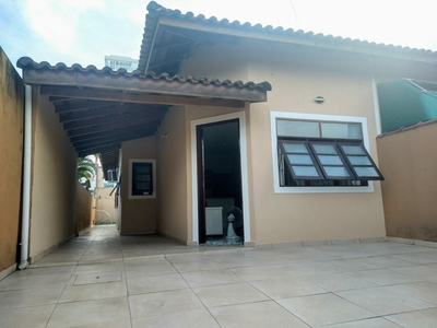 Casa em Centro, Bertioga/SP de 79m² 2 quartos à venda por R$ 529.000,00