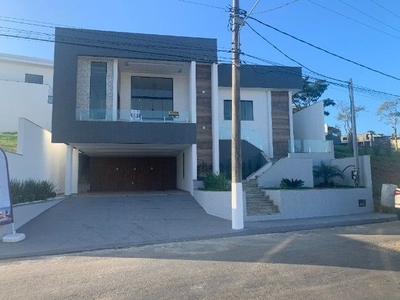 Casa em Centro, Macaé/RJ de 215m² 3 quartos à venda por R$ 1.049.000,00