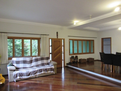 Casa em Chácara Moinho Velho, Carapicuíba/SP de 360m² 4 quartos à venda por R$ 1.299.000,00