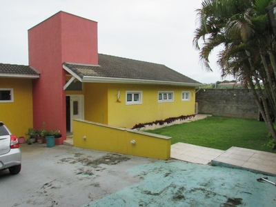 Casa em Chácara Vale do Rio Cotia, Carapicuíba/SP de 140m² 3 quartos para locação R$ 6.200,00/mes