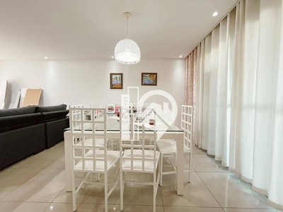 Casa em Loteamento Villa Branca, Jacareí/SP de 235m² 4 quartos à venda por R$ 1.189.000,00