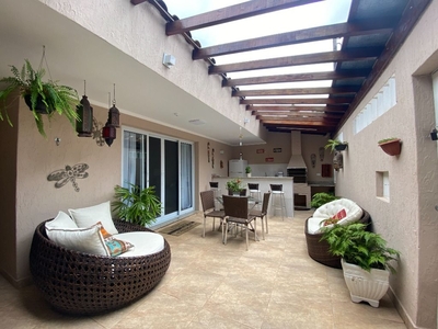 Casa em Nova Piracicaba, Piracicaba/SP de 230m² 4 quartos à venda por R$ 844.000,00