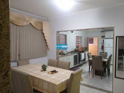 Casa em Parque Continental, Guarulhos/SP de 200m² 3 quartos à venda por R$ 599.000,00