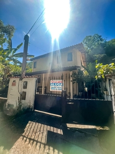 Casa em Piratininga, Niterói/RJ de 164m² 3 quartos para locação R$ 2.500,00/mes