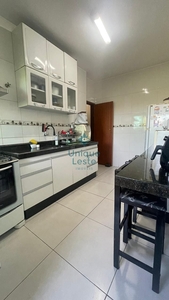 Casa em Planalto, Belo Horizonte/MG de 200m² 3 quartos à venda por R$ 379.000,00