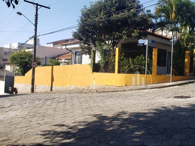 Casa em Trindade, Florianópolis/SC de 180m² 4 quartos à venda por R$ 994.000,00