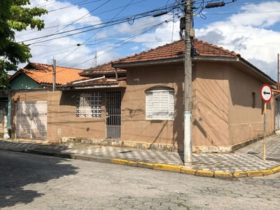 Casa em Vila Pinheiro, Jacareí/SP de 120m² 2 quartos para locação R$ 1.100,00/mes