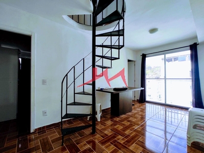 Penthouse em Galo Branco, São Gonçalo/RJ de 127m² 3 quartos para locação R$ 950,00/mes