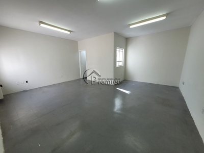 Sala em Centro, Indaiatuba/SP de 40m² para locação R$ 1.000,00/mes