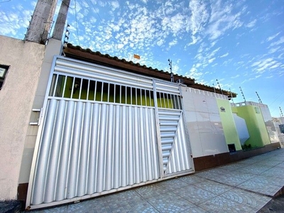 Casa com 3/4 à venda, 220 m² por R$ 370.000 - Centro - Feira de Santana/BA