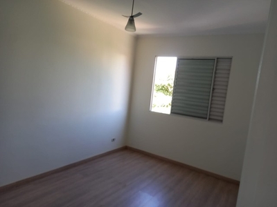 Apartamento com 03 dormitórios, sendo 01 suíte, Vila Carvalho, Sorocaba.