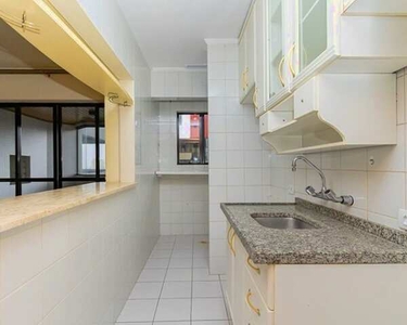 Apartamento com 2 dormitórios para alugar, 49 m² por R$ 2.717,34/mês - Centro - Curitiba/P