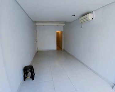 Apartamento de 2 quartos para alugar em Copacabana - Rio de Janeiro - RJ