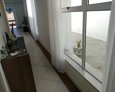 Apartamento para aluguel com 136 metros quadrados com 3 quartos em Várzea - Teresópolis