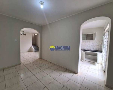 Casa com 2 dormitórios para alugar, 130 m² por R$ 1.300,00/mês - Centro - São José do Rio