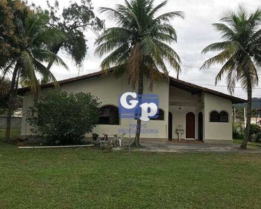 Casa com 3 dormitórios para alugar, 125 m² por R$ 2.383,41/mês - Itaipu - Niterói/RJ