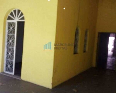 Casa com 4 quartos, 550 m², aluguel por R$ 2.809/mês- Joaquim Távora - Fortaleza/CE