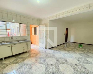 Casa para Aluguel - Jardim Roberto, 1 Quarto, 70 m2