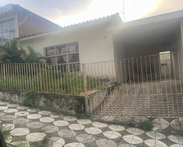 Casa para venda tem 300 metros quadrados com 2 quartos em Vila Augusta - Sorocaba - São Pa