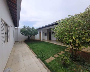 Excelente casa para aluguel no Bairro Cidade Jardim - Uberlândia - MG