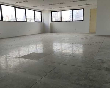 Sala comercial ampla em Edifício 24hs, próximo ao metrô, para alugar na Rua Galvão Bueno